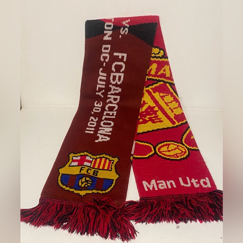 Manchester United vs FCBarcelona Commemorative Soccer Scarf FedEx Field 2011 O/S
